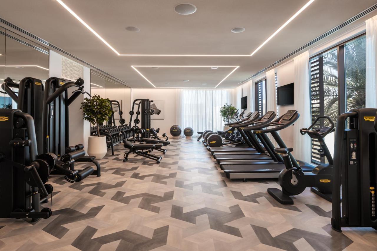 Palace Beach Resort Fujaira Esterno foto The gym at The Ivy Collection, 2019