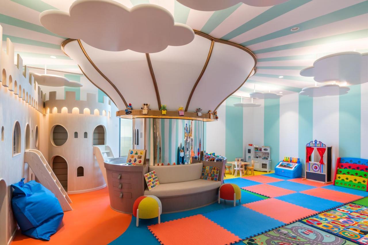 Palace Beach Resort Fujaira Esterno foto The Children's Club at the Atlantis Paradise Island