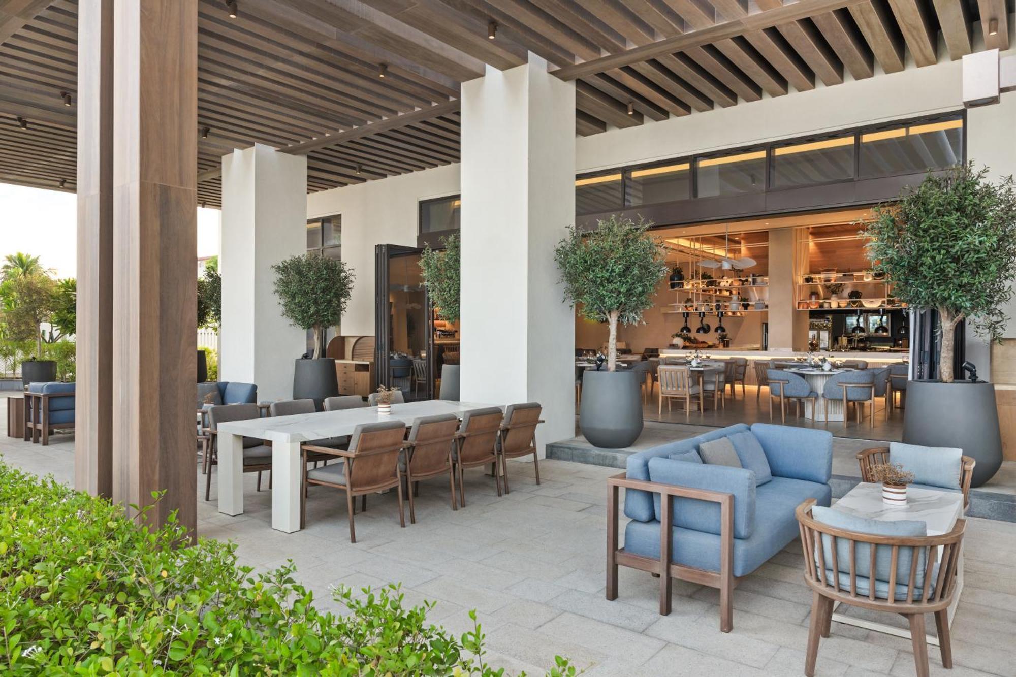 Palace Beach Resort Fujaira Esterno foto The Terrace at The Westin Dubai